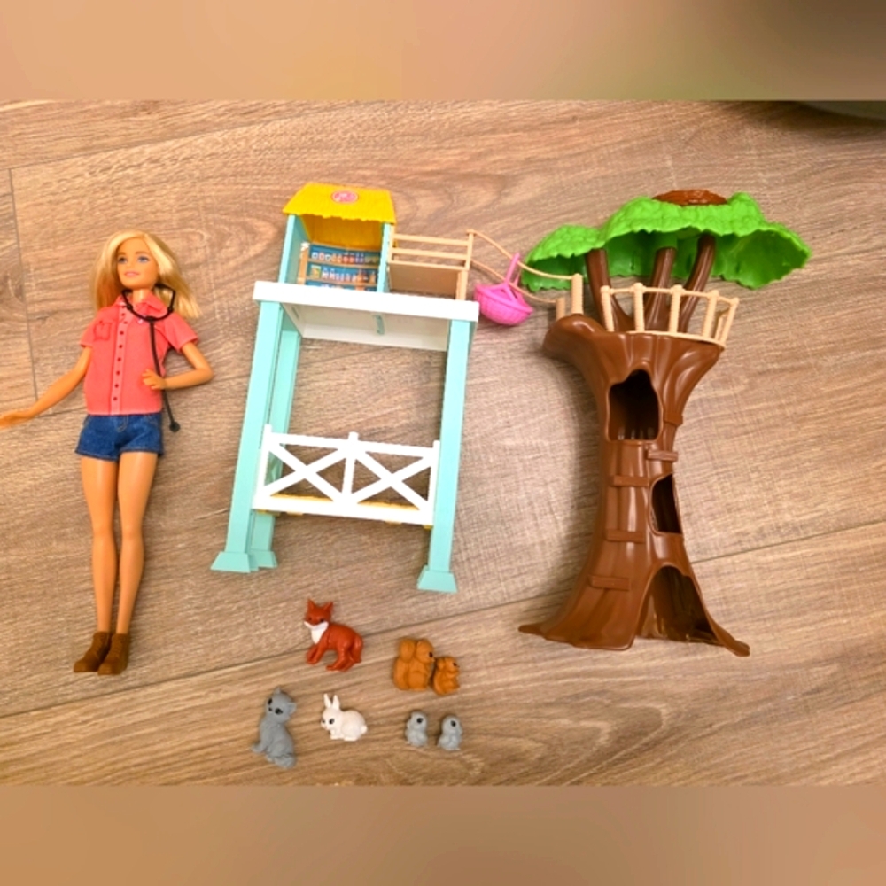 Barbie Treehouse Adventure Doll Set